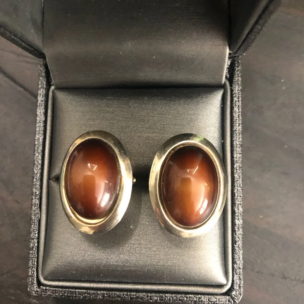 Oval Brown Cabochon Cuff Links in Gold-Tone Setting